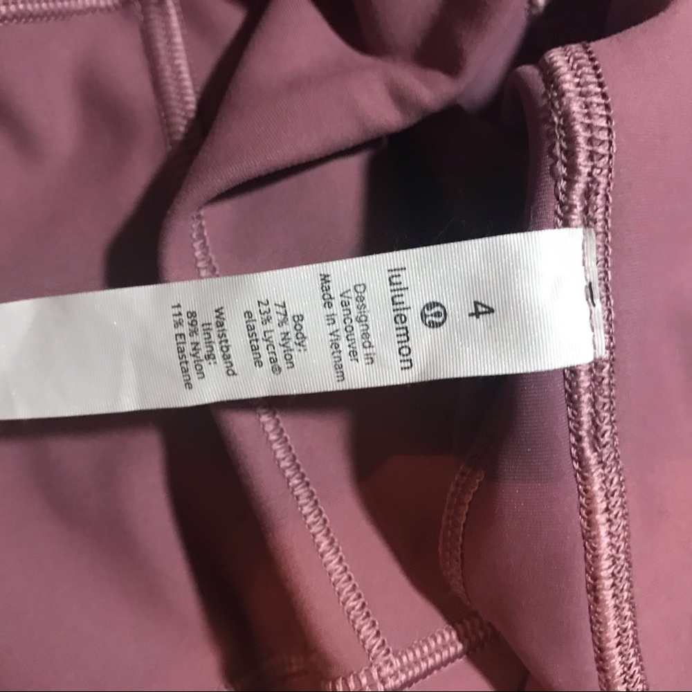 Lululemon in movement shorts - Picture 4 of 4